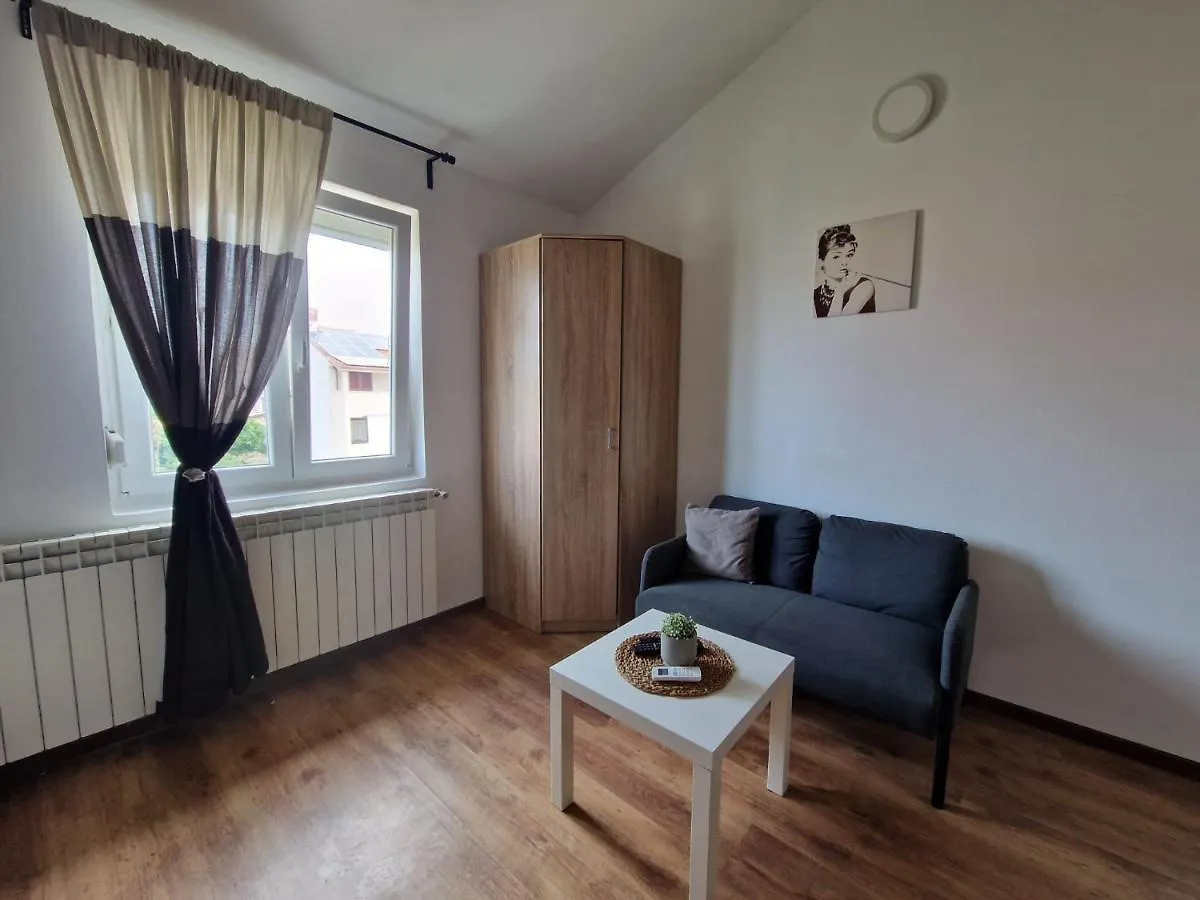 Apartments Luigi Umag 0*,  Kroatien