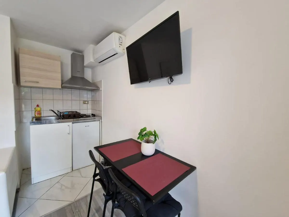 Apartments Luigi Umag 0*,  Kroatien